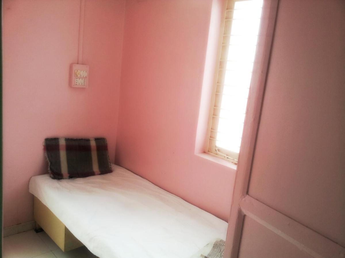 Shree Balaji Guest House Nashik Quarto foto
